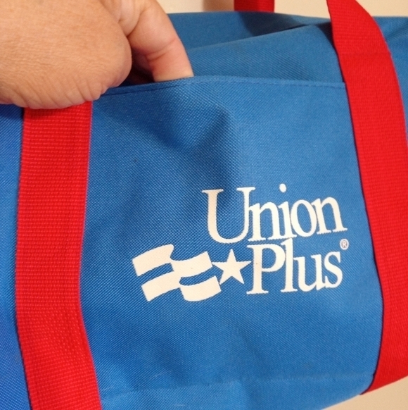 Union Plus Duffle Bag - Picture 3 of 8